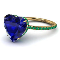 heart_shape_Sapphire_ring_3.jpg
